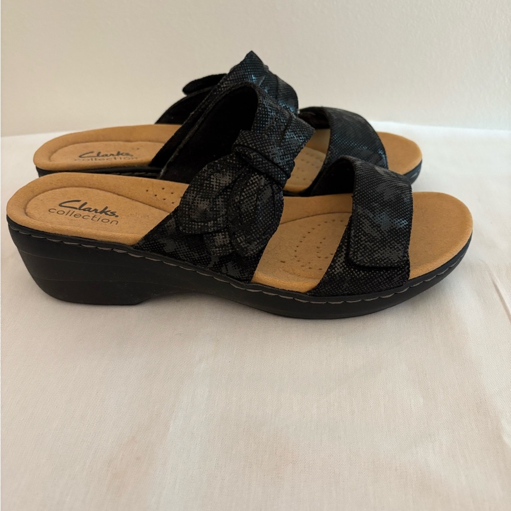 Clarks Merliah Black Two-Strap Sandals with Adjustable Buckles Size 9